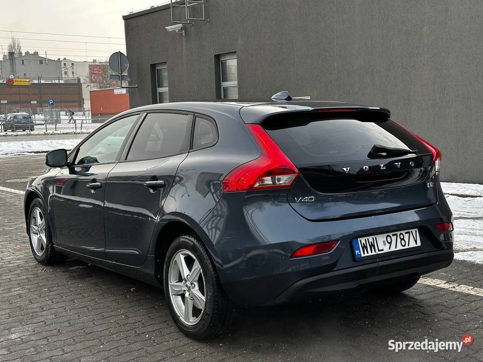 Volvo V40 2D Lift Bogata wersja wyposażenia V40 Łódź