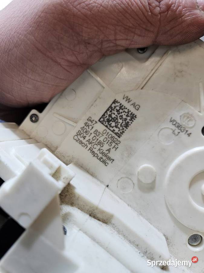 AUDI A6 C8 4K ZAMEK DRZWI LEWY PRZÓD 4K1837015H Międzychód