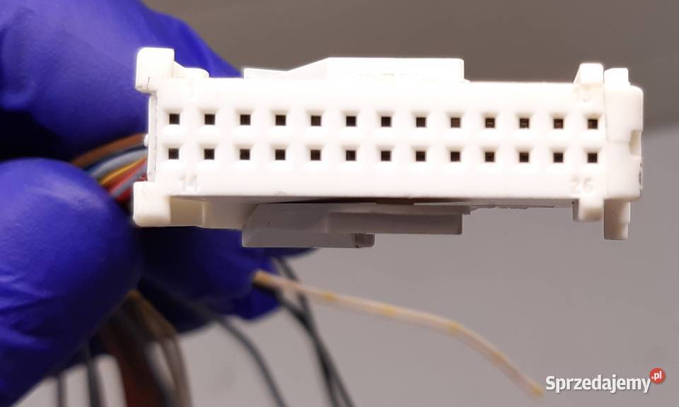 ORYGINALNA KOSTKA WTYCZKA BMW 8373604 Mielęcin