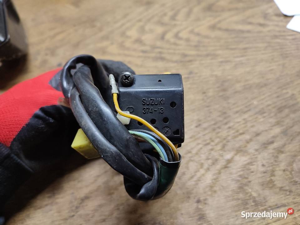 Suzuki przełącznik lewy gsf 600 RF 600 GN 250 Jelenia Góra