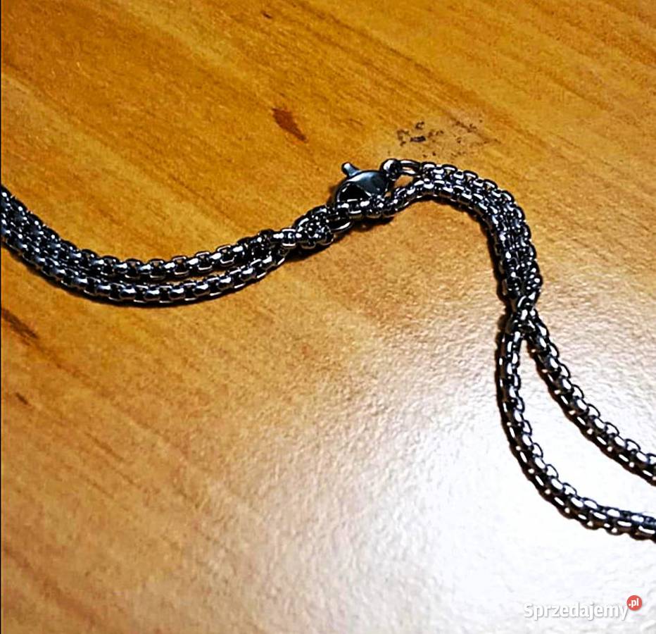 Naszyjnik Krzyżyk Wisiorek Zawieszka z Czarnymi Poraj