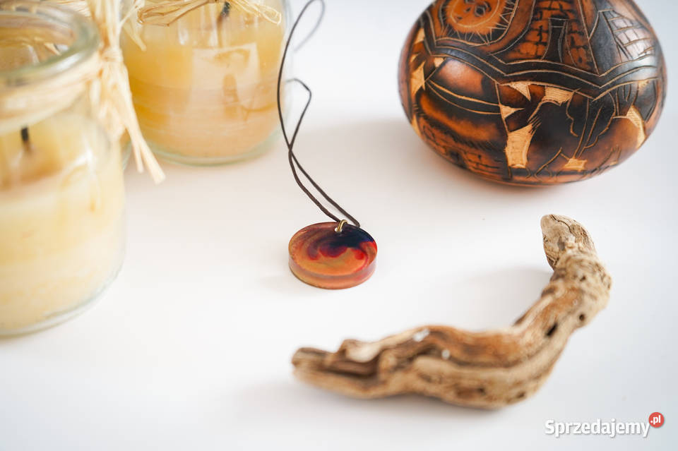 Okrągły abstrakcyjny wisiorek artystyczny Warszawa