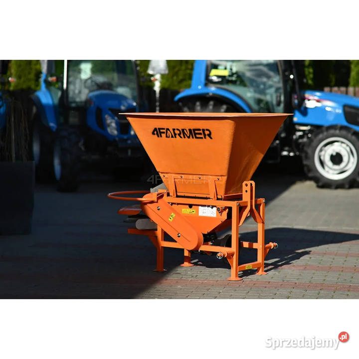 Rozsiewacz taśmowy M320 Motyl 4Farmer 320 l Skarżysko Kościelne