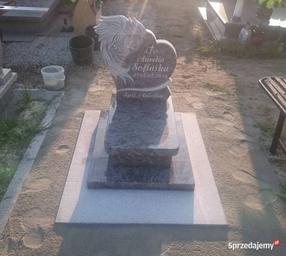 Nagrobek dziecinny orion viscont white rzeźba Strzegom