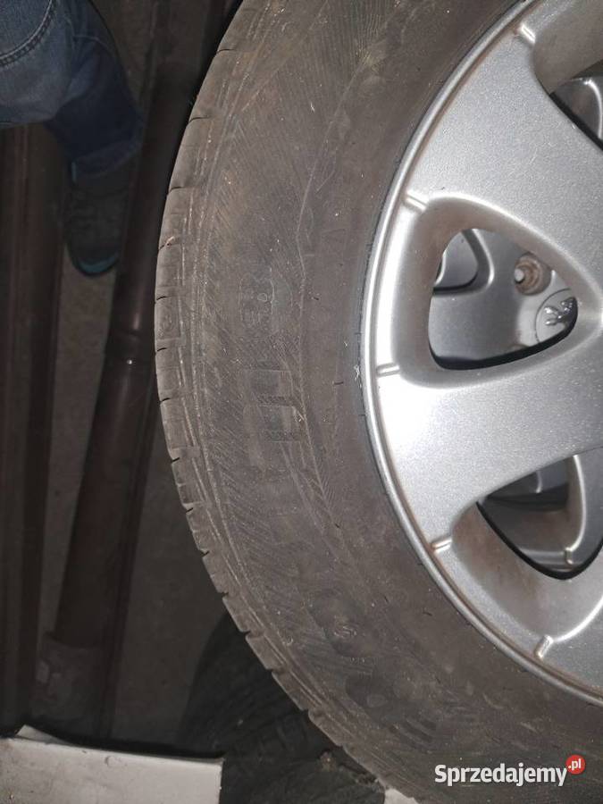 Peugeot 307 koła R15 195 65 letnie 4x108 Słupca sprzedam