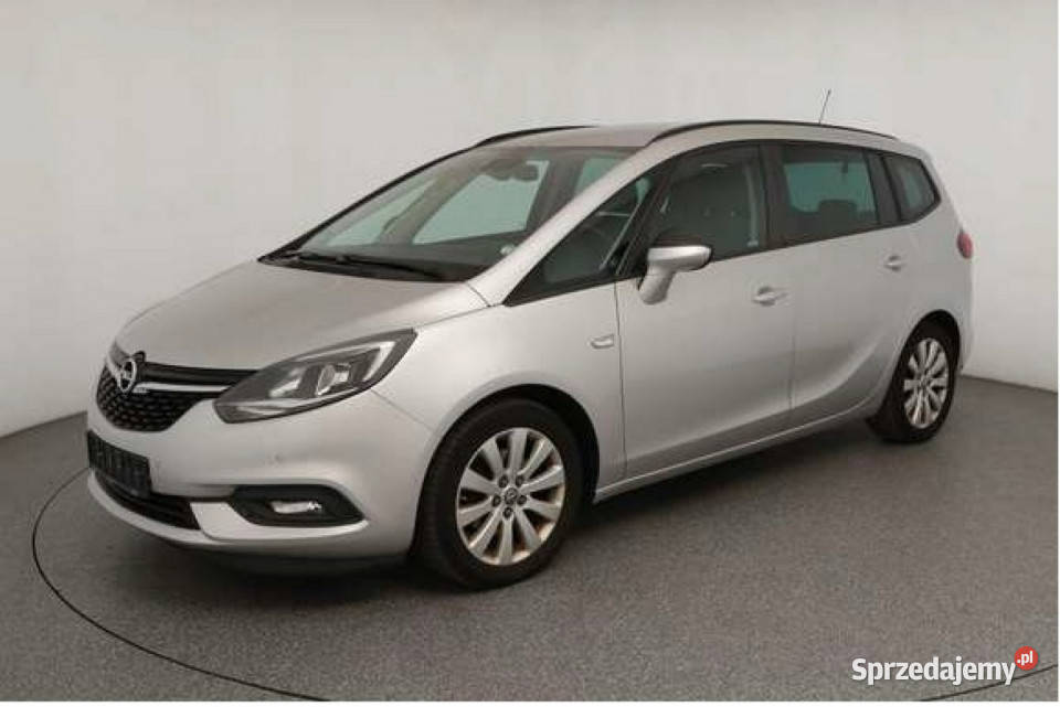 Opel Zafira 14 Turbo 140 Activ Edition 7osob C światła przeciwmgielne Zafira