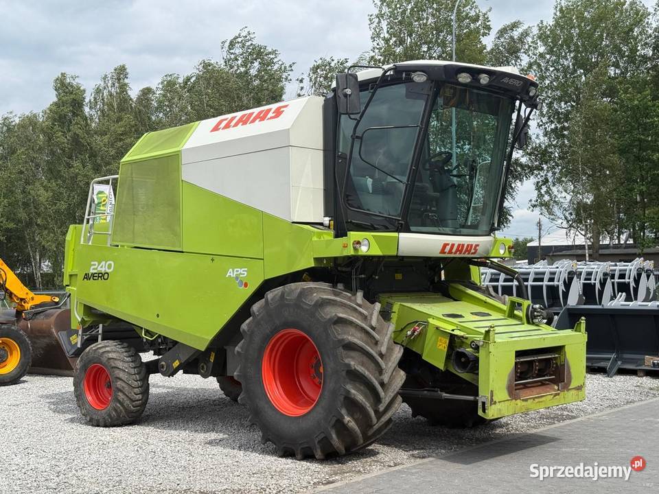 Kombajn zbożowy Claas Avero 240 APS nieuszkodzony Zambrów