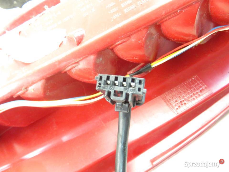 LAMPA PRAWA TYLNA PEUGEOT 308 CC sprzedam