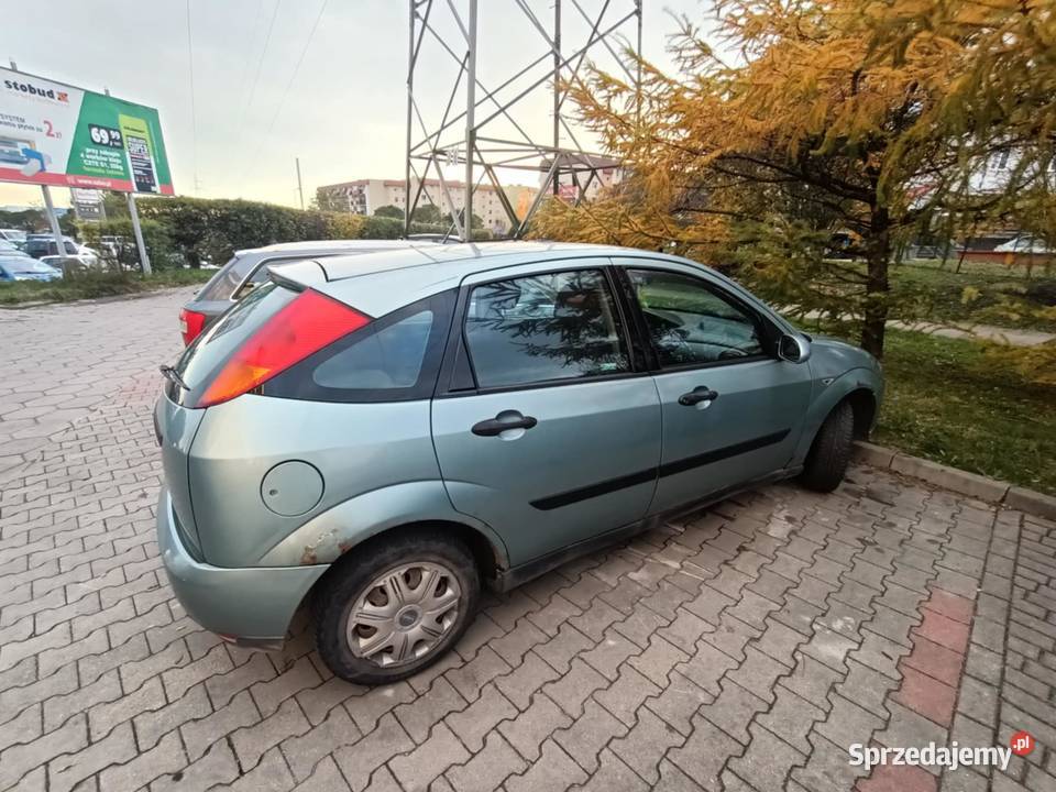 Ford Focus Ambiente Mk1 16 16V Zetec 100 2000r niebieski Giżycko