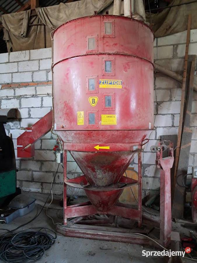 MIESZALNIK ZUPTOR PASZ Z ROZDRABNIACZEM nieuszkodzony Zemborzyce Dolne sprzedam