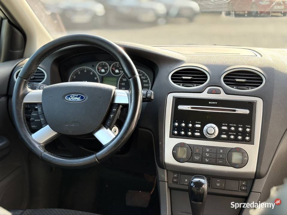 Ford Focus 2005 18 Benzyna Automat Bogate nieuszkodzony Warszawa