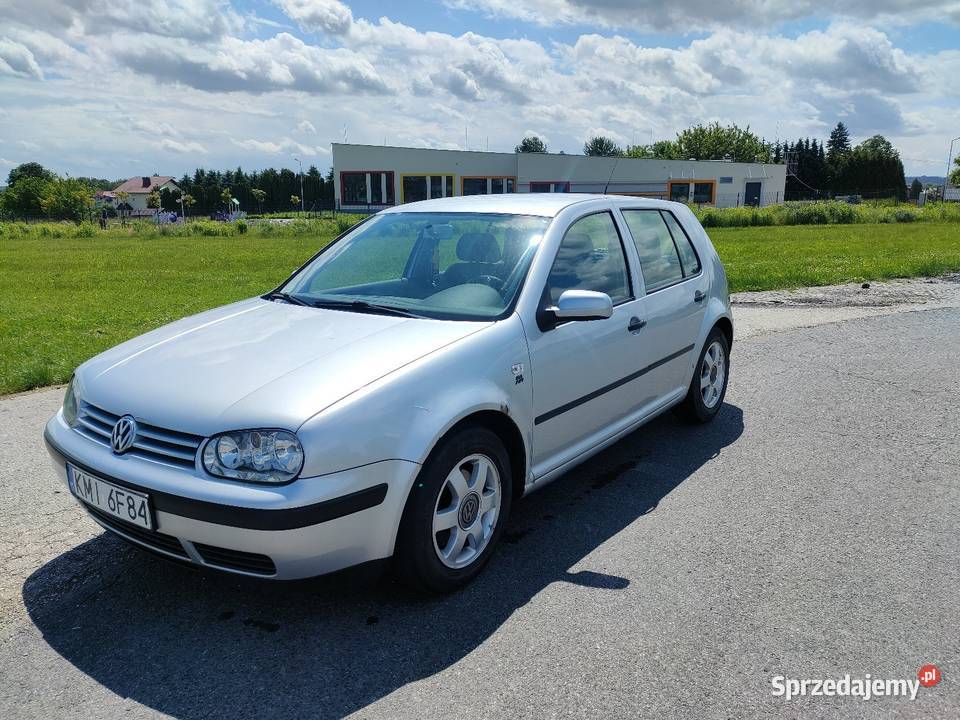 VW Golf 4 Rok produkcji 2000 Miechów sprzedam