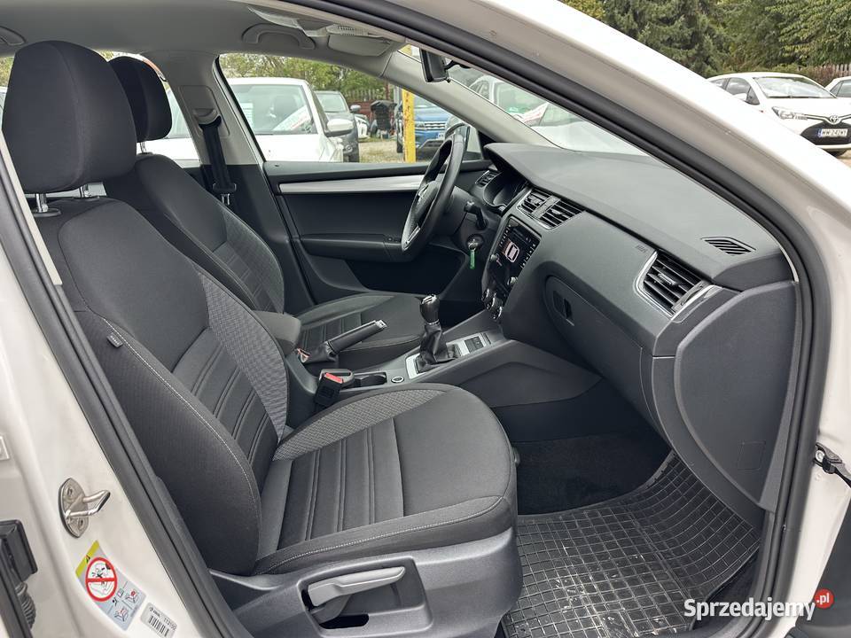koda Octavia 10TSI 115Salon IWŁFV23 Kredyt wspomaganie kierownicy Motoryzacja