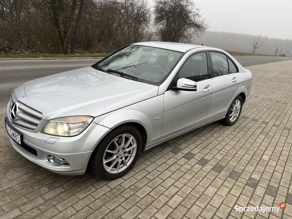 Mercedes W204 C180 kompresor isofix