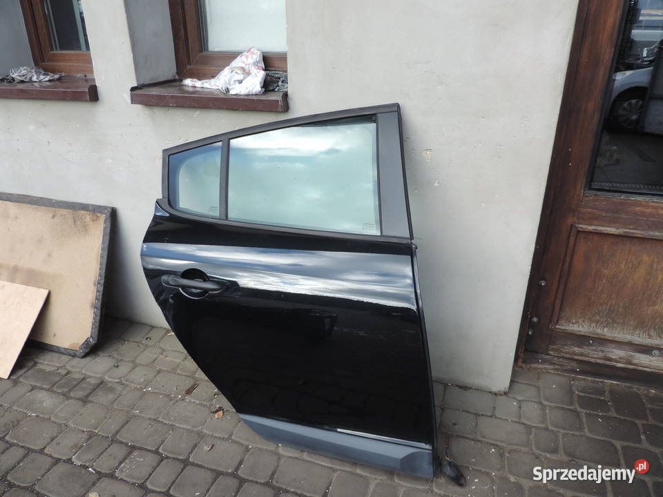 DRZWI PRAWY TYŁ PRAWE TYLNE RENAULT MEGANE III Nowy Sącz sprzedam