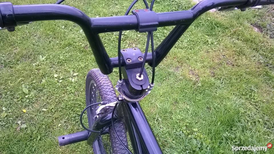 Sprzedam rower BMX czarny z pegamikask i Rzeszów