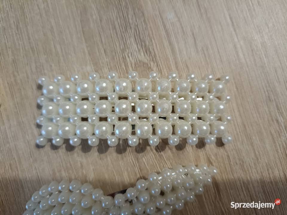 Zestaw 4 stylowych spinek do włosów perełki ecru Kwidzyn