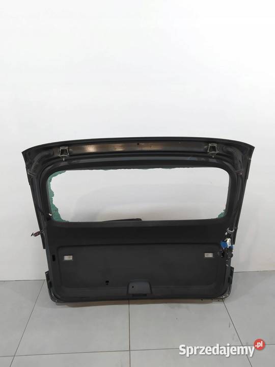 KLAPA TYŁ KOMBI Skoda Superb III 2015