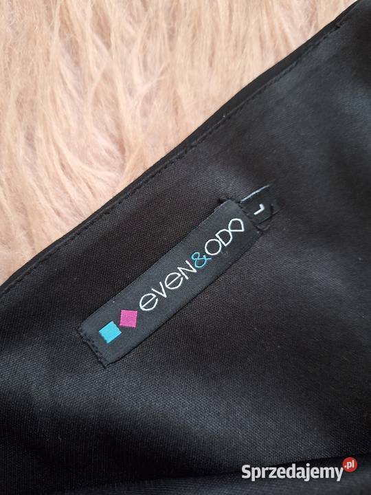 Piękny czarny kombinezon z cekinowym dołem 40 na Rozmiar 40(L) Pozostałe Kraków