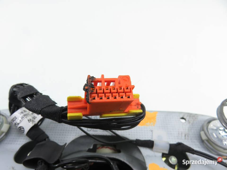 PODUSZKA KIEROWCY VW PHAETON 3D0880201BM