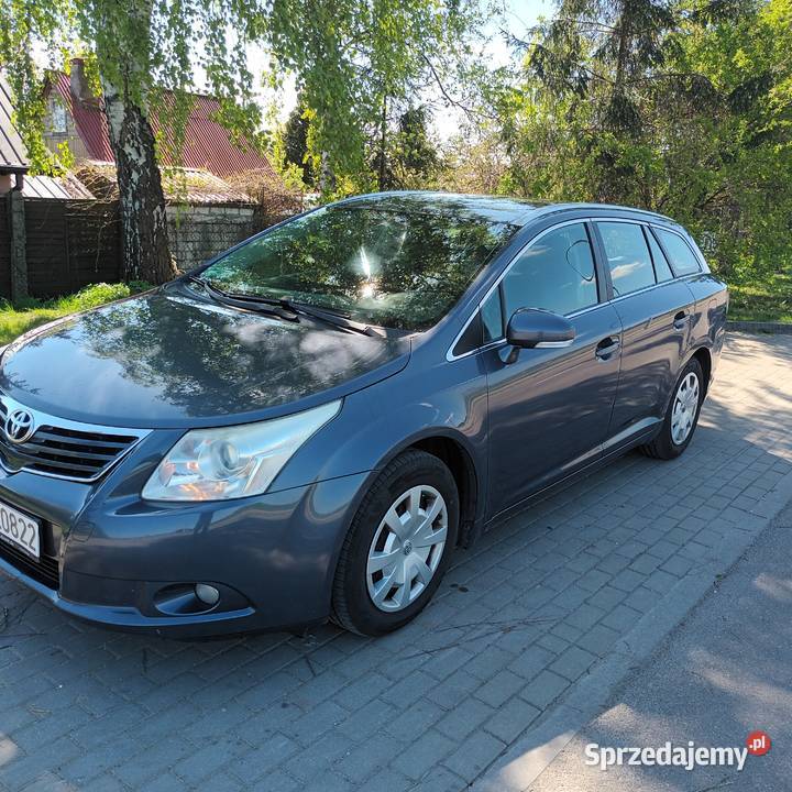 Toyota Avensis T27 2009r