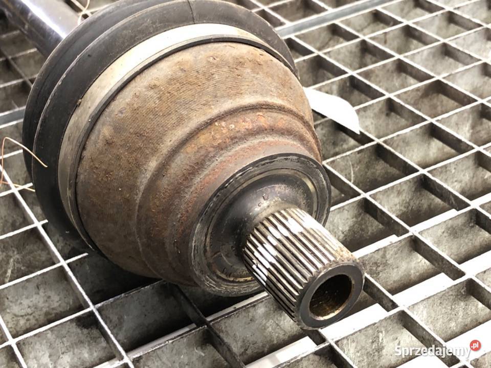 PÓŁOŚ LEWY PRZÓD VW PASSAT B7 1KO407271NT 20 140 sprzedam