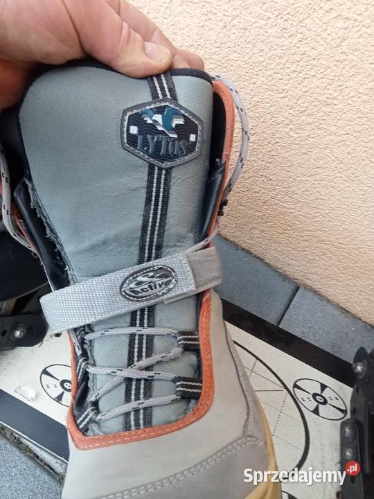 Deska snowboardowa z butami firmy Nideckers Nowy Sącz sprzedam