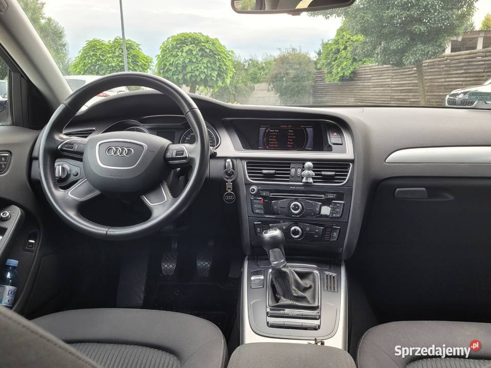 Audi A4 b8 20 tdi Niski przebieg wielkopolskie Nowy Tomyśl sprzedam