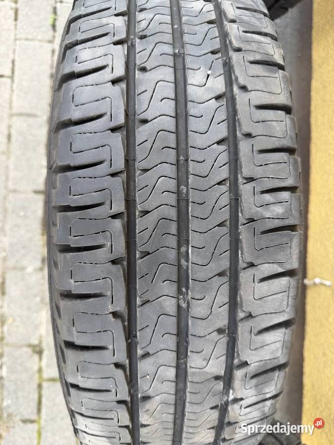 Opony kpl kamper 21570R15CP Michelin Trąbki