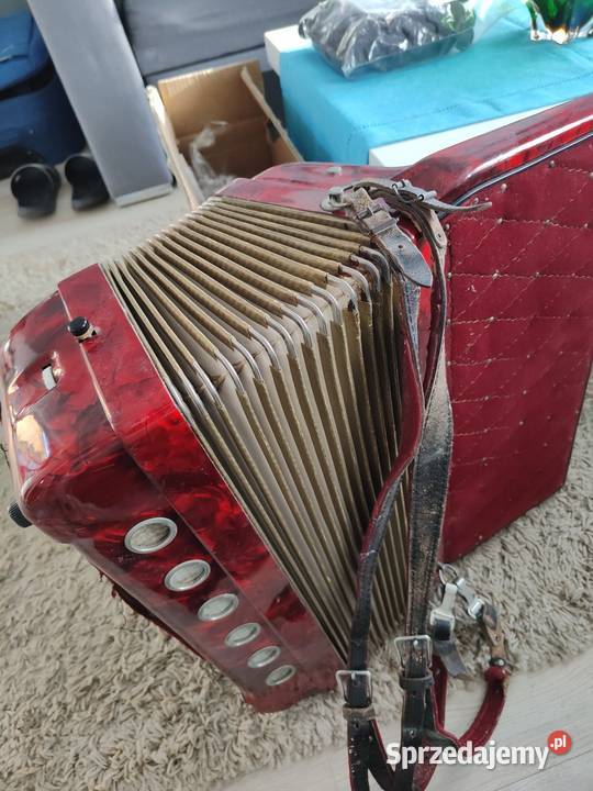 Akordeon Horch 120 basów Błaszki sprzedam