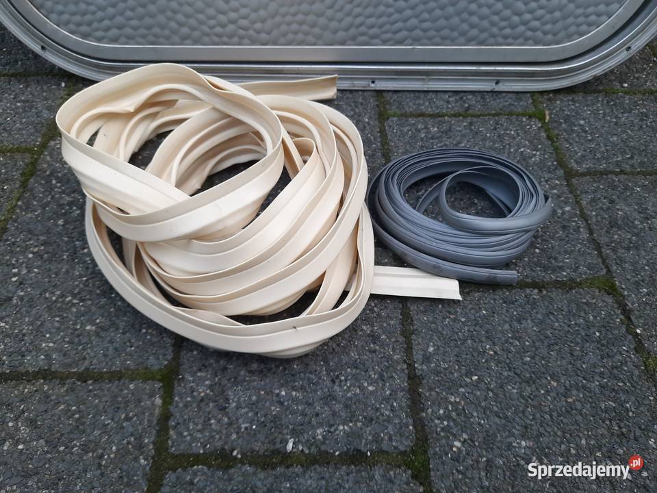 Drzwi FENDT do przyczepy kempingowej kampera Skokowa