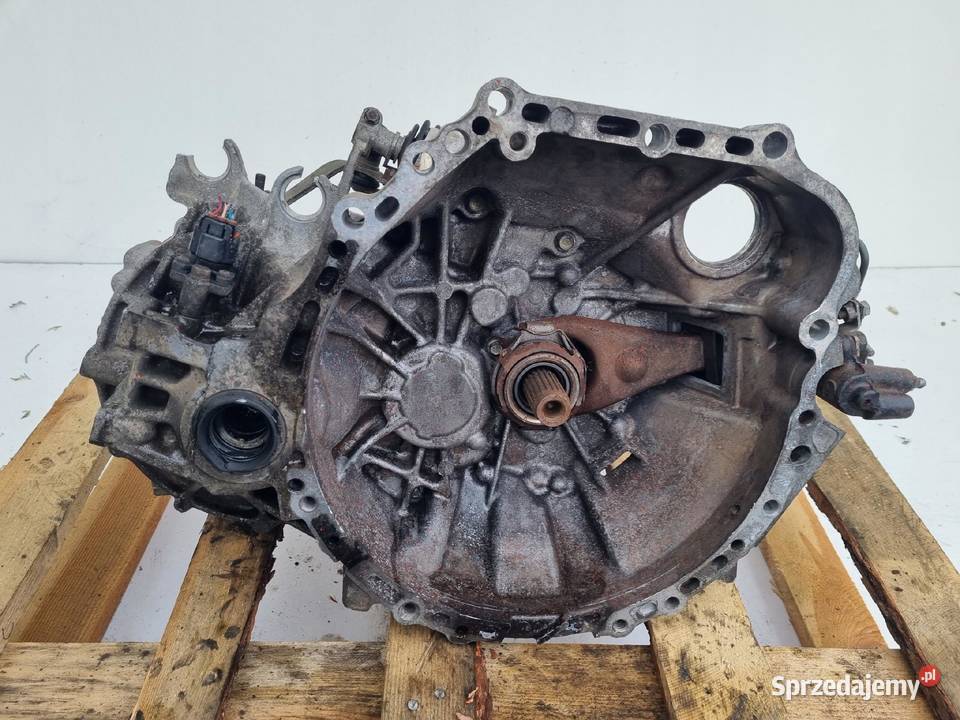 Toyota Avensis T22 20 VVTI SKRZYNIA BIEGÓW Rudka