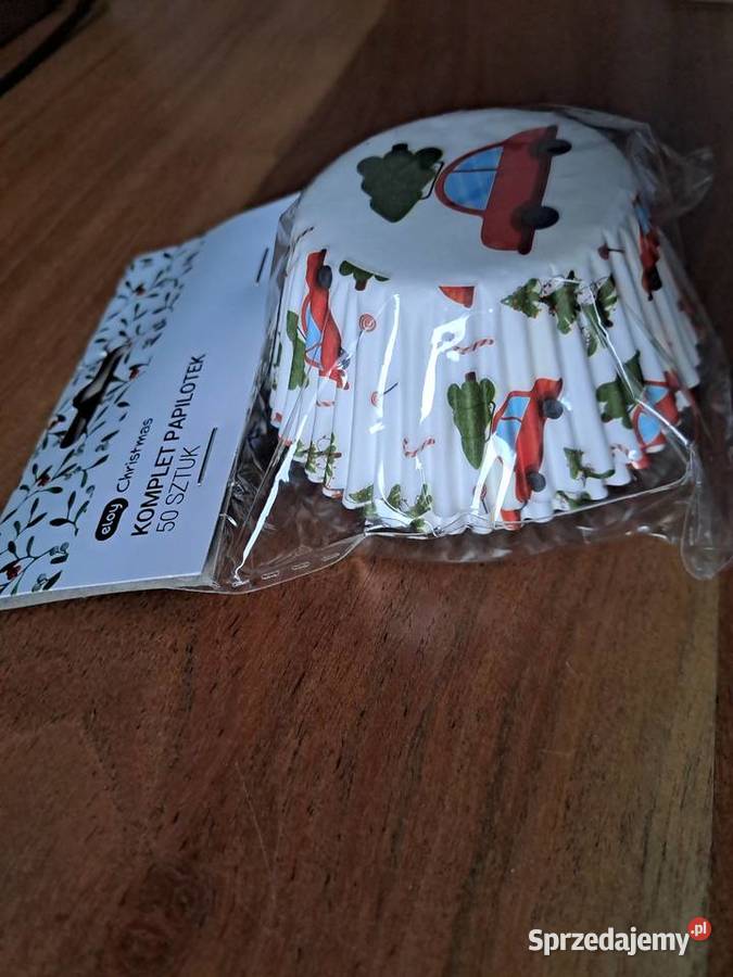 Komplet papilotek na babeczki muffiny motyw Warszawa sprzedam