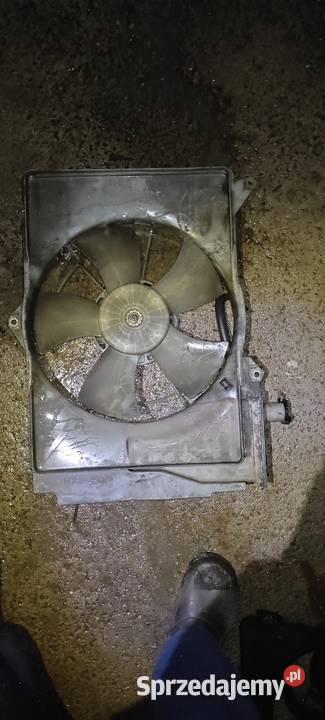 WENTYLATOR CHŁODNICY TOYOTA YARIS I 13 B Siechnice
