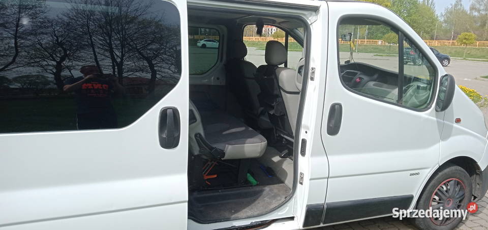 Opel Vivaro Long Legnica