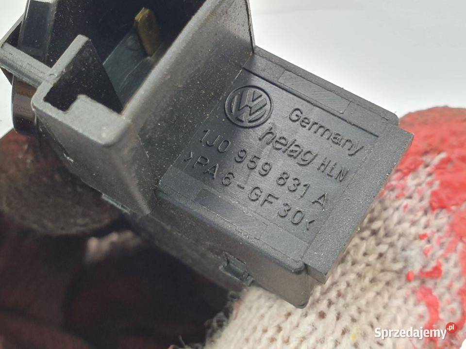 PRZYCISK VOLKSWAGEN PASSAT B5 LIFT kujawsko-pomorskie Lipno sprzedam