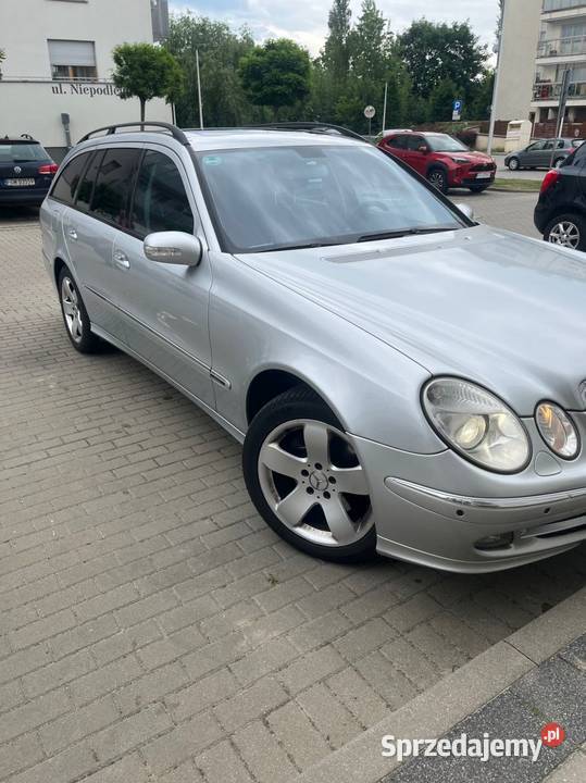 MercedesBenz E 350 4MATIC 35 P LPG 272 2006r Gorzów Wielkopolski sprzedam