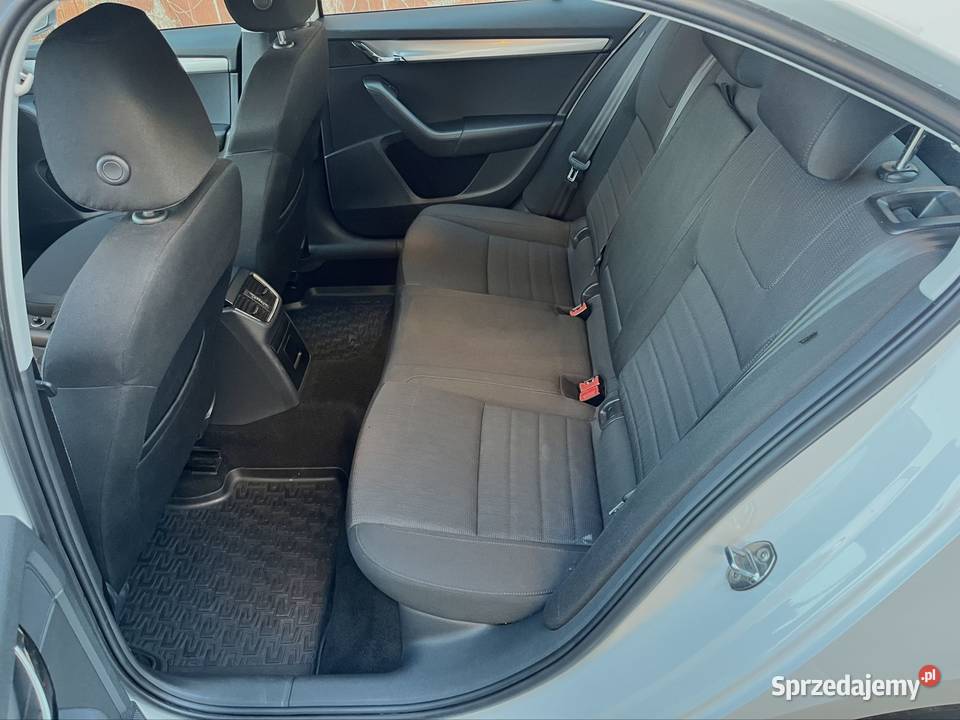 Skoda octavia III salon polski 2 właściciel 6 benzyna Legnica