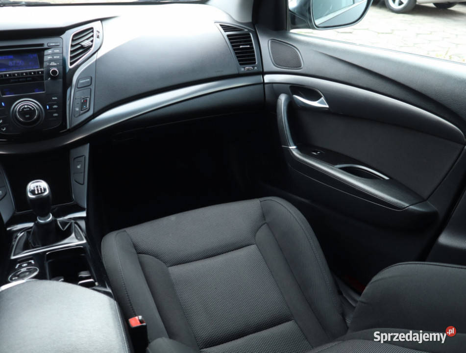 Hyundai i40 16 GDI relingi dachowe Łódź