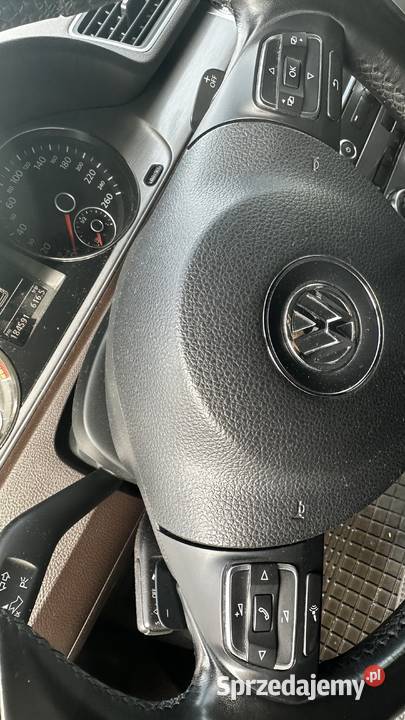 Volkswagen Passat B7 20 Kombi TDI 140 DSG 2013