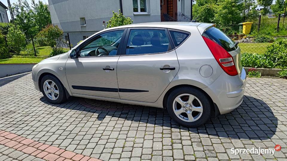 Hyundai i30 polski salon bezwypadkowy 139 Rok produkcji 2007