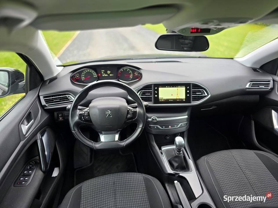 Peugeot 308 T9 12 67369 Nawigacja LED PDC Alu 67369km Turek