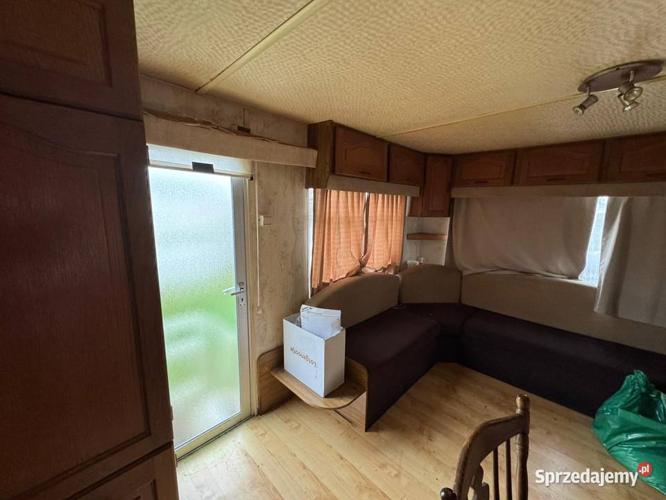 Domek holenderski angielski przyczepa kempingowa Niechorze