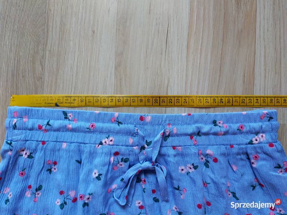 Letnie spodenki z wiskozy