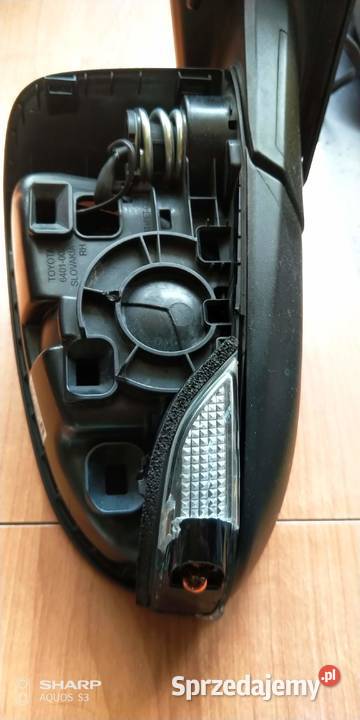 Toyota Yaris III lusterko zewnętrzne prawe łódzkie Łódź