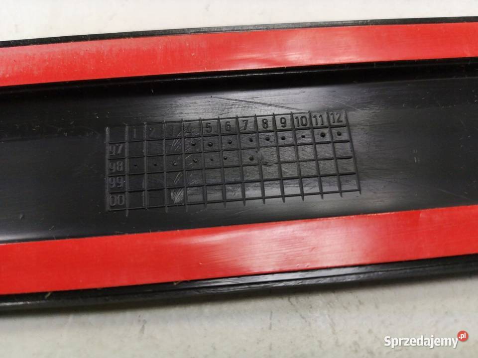 LISTWA DRZWI PRAWY PRZÓD OPEL CORSA 19972003