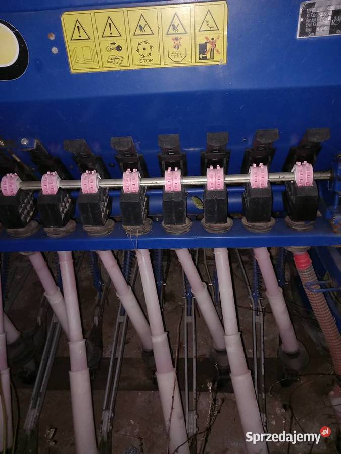 Agregat uprawowo siewny Maszyny uprawowe Radomin sprzedam