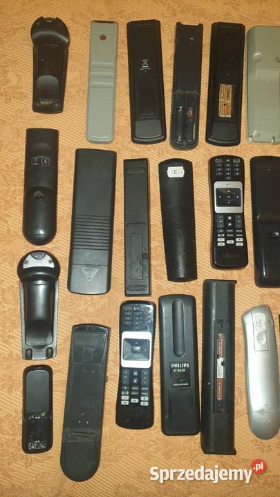 75 sztuk różnych starszych pilotów VIDEO TV Piloty Warszawa