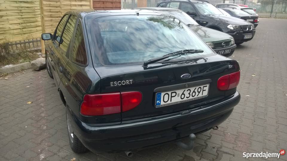 Ford escort 16 benzyna stan Opole