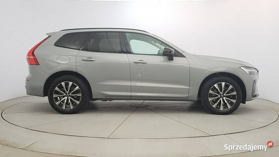 Volvo XC 60 B5 B AWD Plus Dark Z Polskiego światła LED